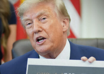 Decreto de Trump reduz vacinas infantis recomendadas nos EUA e gera alerta entre especialistas