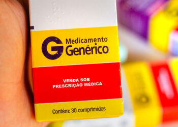 Genéricos: a batalha diária dos farmacêuticos contra a desconfiança que persiste apesar da ciência