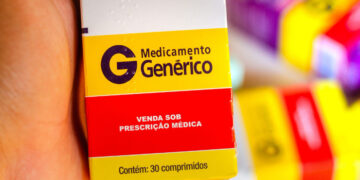 Genéricos: a batalha diária dos farmacêuticos contra a desconfiança que persiste apesar da ciência