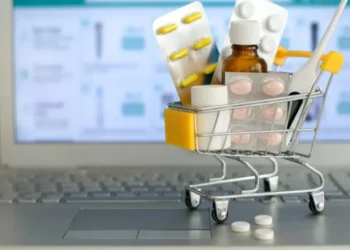 69% dos consumidores temem comprar medicamentos falsificados pela internet