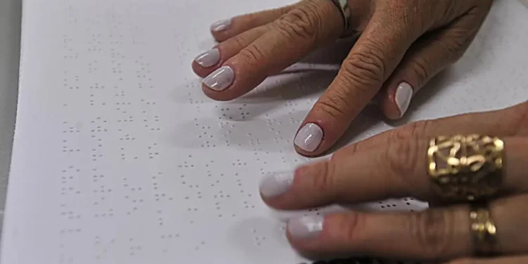 Cuidado multiprofissional e IA são caminhos para reabilitação visual