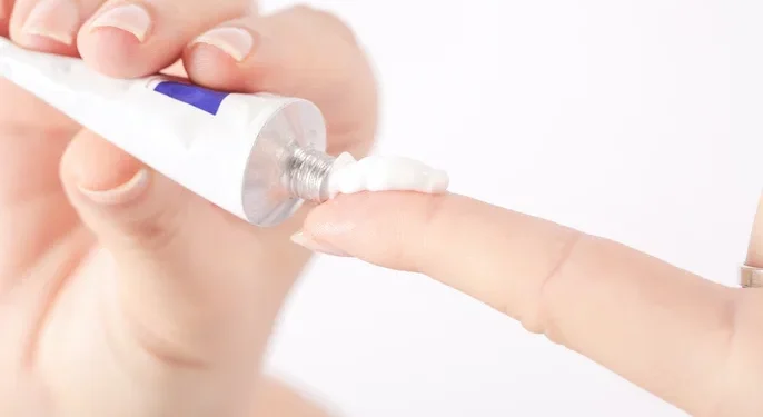 Confira 10 pomadas anti-inflamatórias (indicações e como usar)