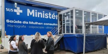 População de Aracati é atendida por carreta de saúde da mulher do Ministério da Saúde