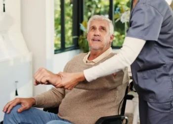 Conheça 7 sinais de esclerose múltipla que podem passar despercebidos