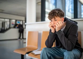 Venda de remédios para depressão cresce 12% impulsionada pela Gen Z